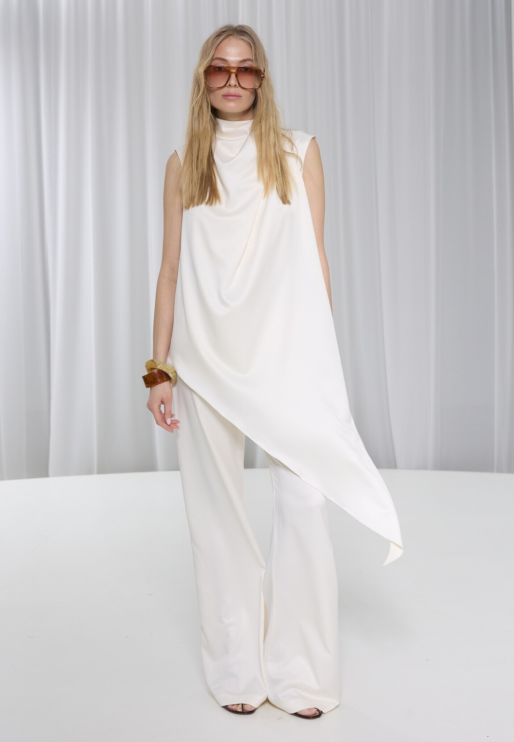 Костюм брючный