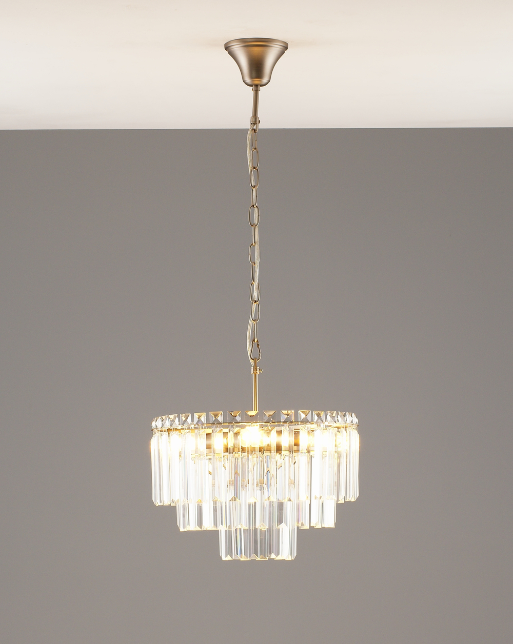 Люстра подвесная Moderli V10736-4P Crystal