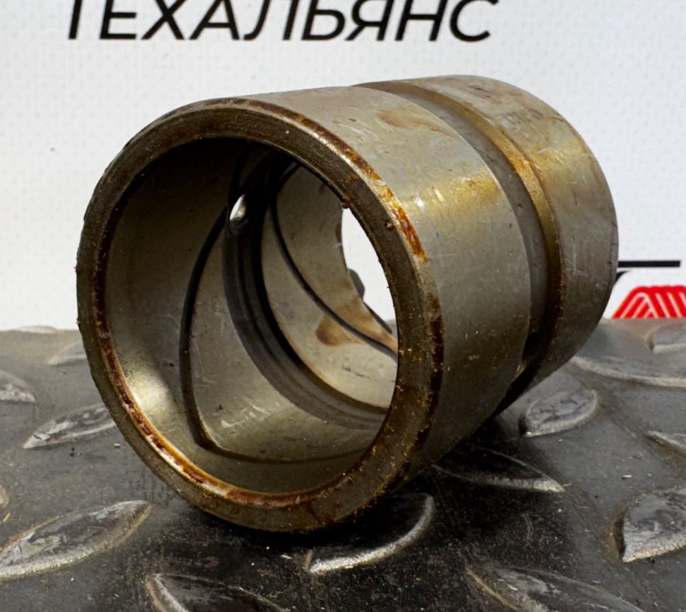 Втулка 17485149
