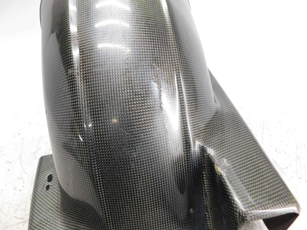 Крыло заднее Yamaha FZS1000 Fazer 01-05 карбон