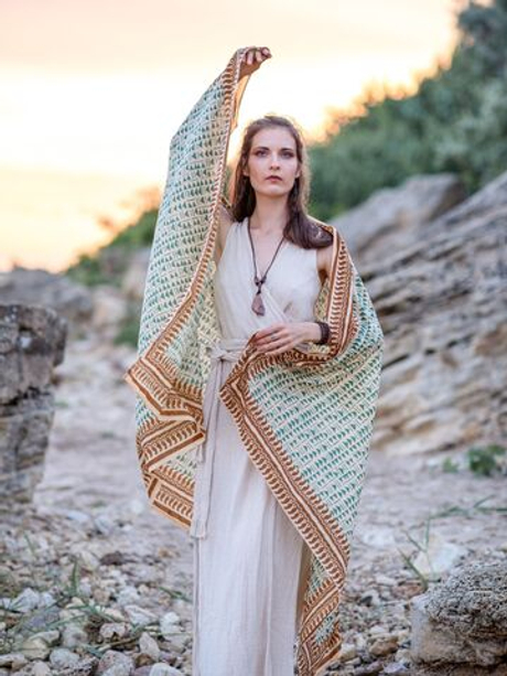 Легкий шарф-платок