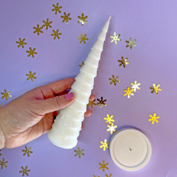 Свеча Елочка с шарами с подсвечником Limbon Candle