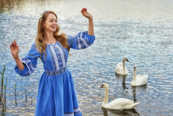 Платье Голуба