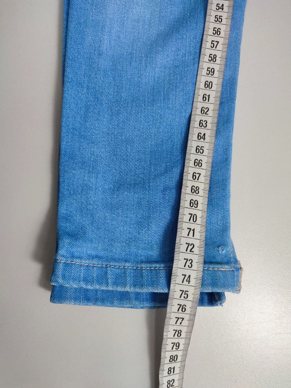 Джинсы C&A зауженные 42 размер