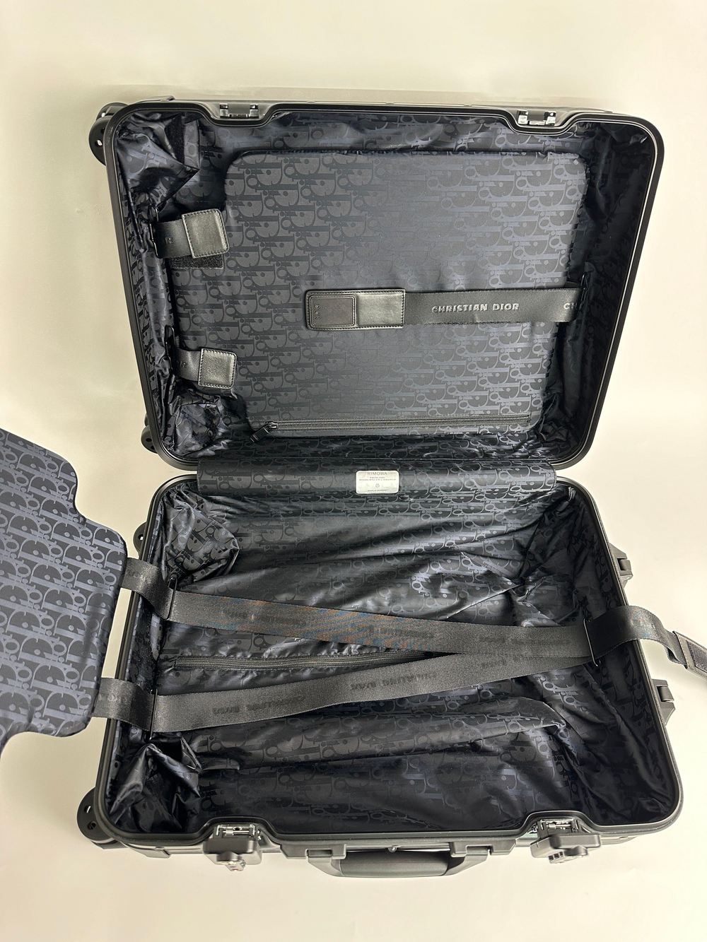 Чемодан для ручной клади Dior and Rimowa