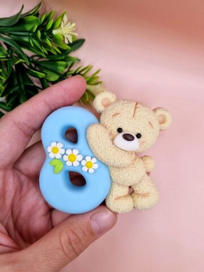 Силиконовый молд "Мишка с 8-кой"