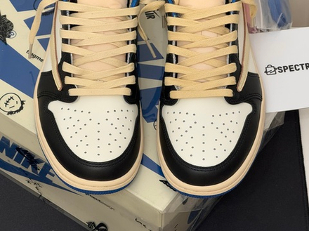 Nike Air Jordan 1 Low Travis Scott Fragment Design