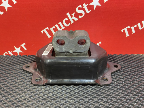 Подушка двигателя задняя 2018г