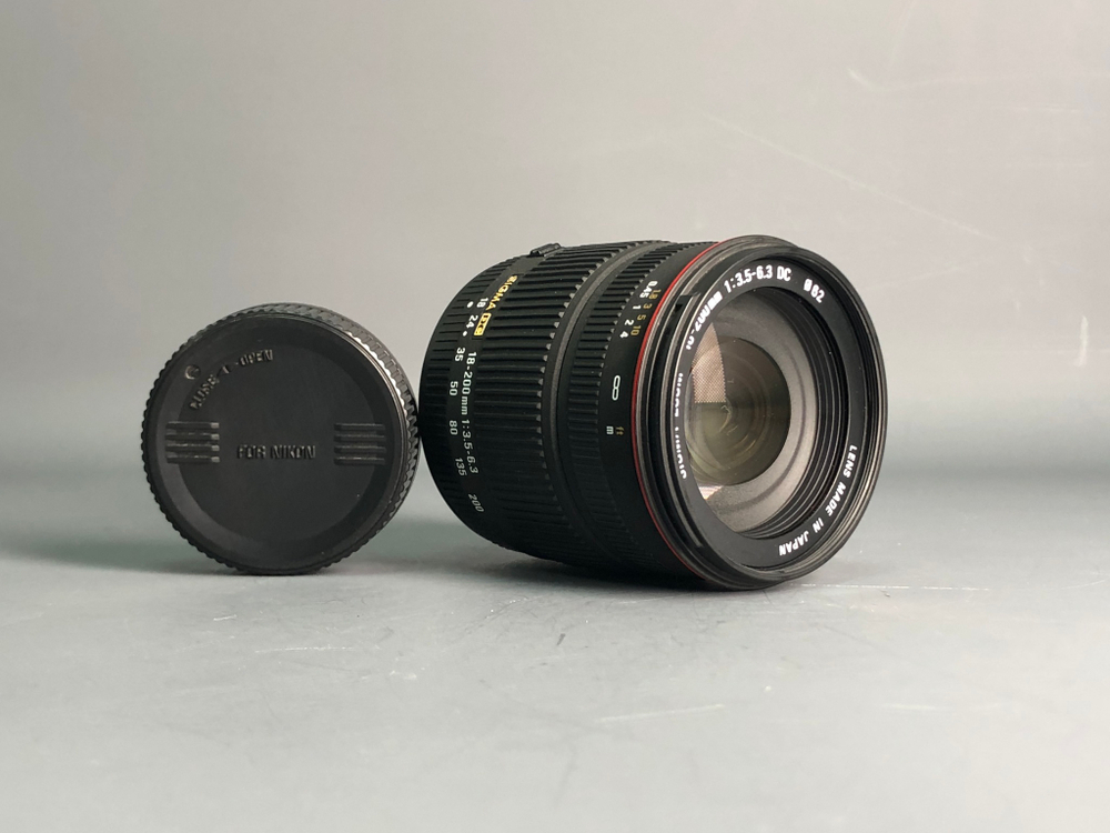 Sigma AF 18-200mm 3.5-6.3 DC OS HSM Nikon F Автофокус работает только на мануале.