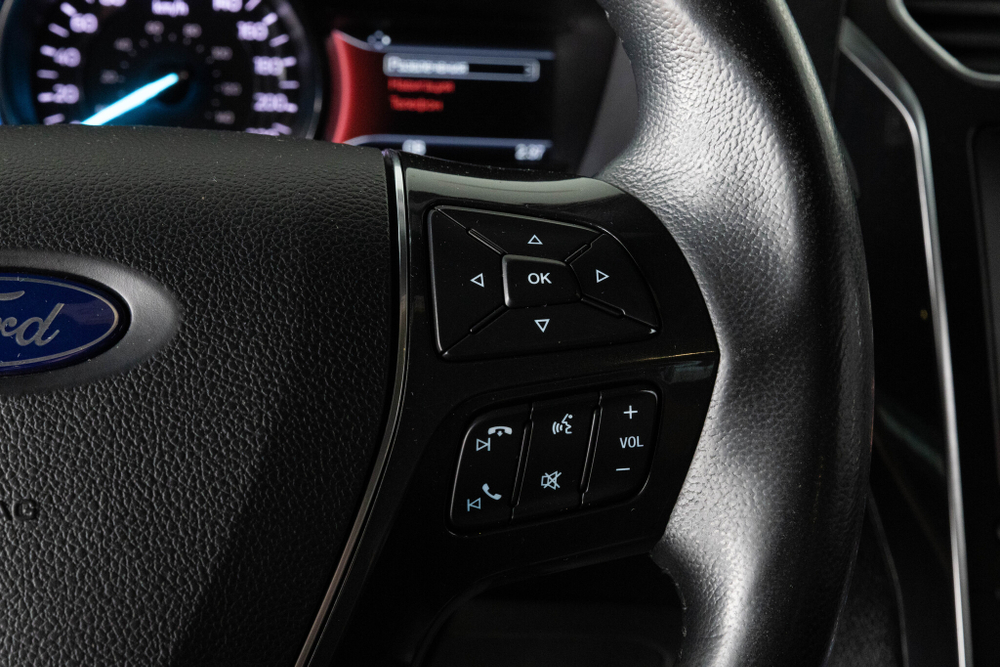 Ford Explorer, 2018 год