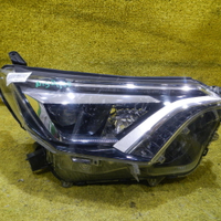 Битая Фара правая Toyota RAV4 4 CA40 (2015-2019) LED
