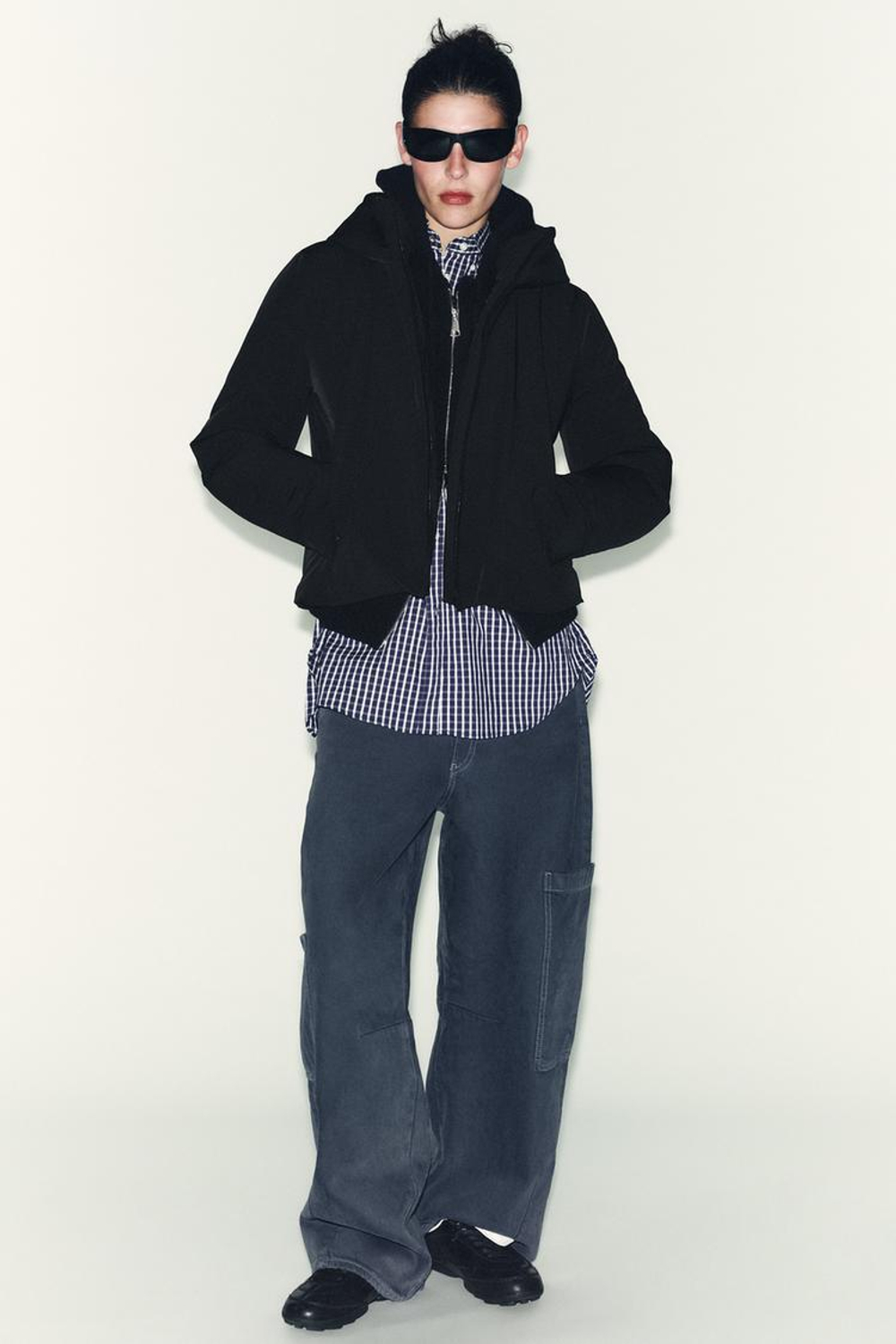 ZARA КУРТКА С КАПЮШОНОМ WATER REPELLENT WINDPROOF, ЧЕРНЫЙ