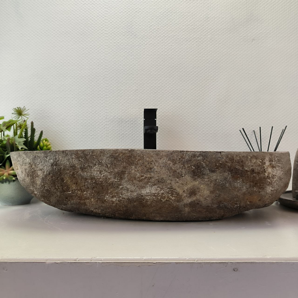 Раковина из речного камня RS63544 (70*38*16) 0124