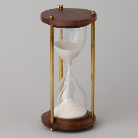 ПЕСОЧНЫЕ ЧАСЫ ДИАМЕТР=7СМ ; ВЫСОТА=14СМ