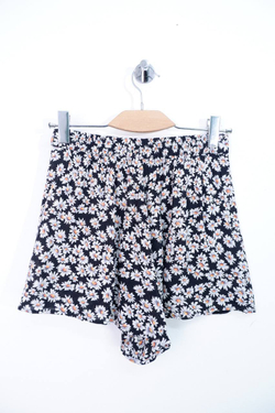 Шорты Topshop вискозные с ромашками, маркировка 36, визуально 42 размер