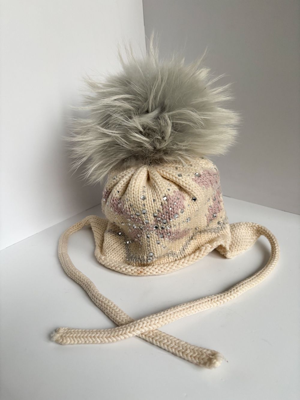 Шерстяная шапка Catya, 116