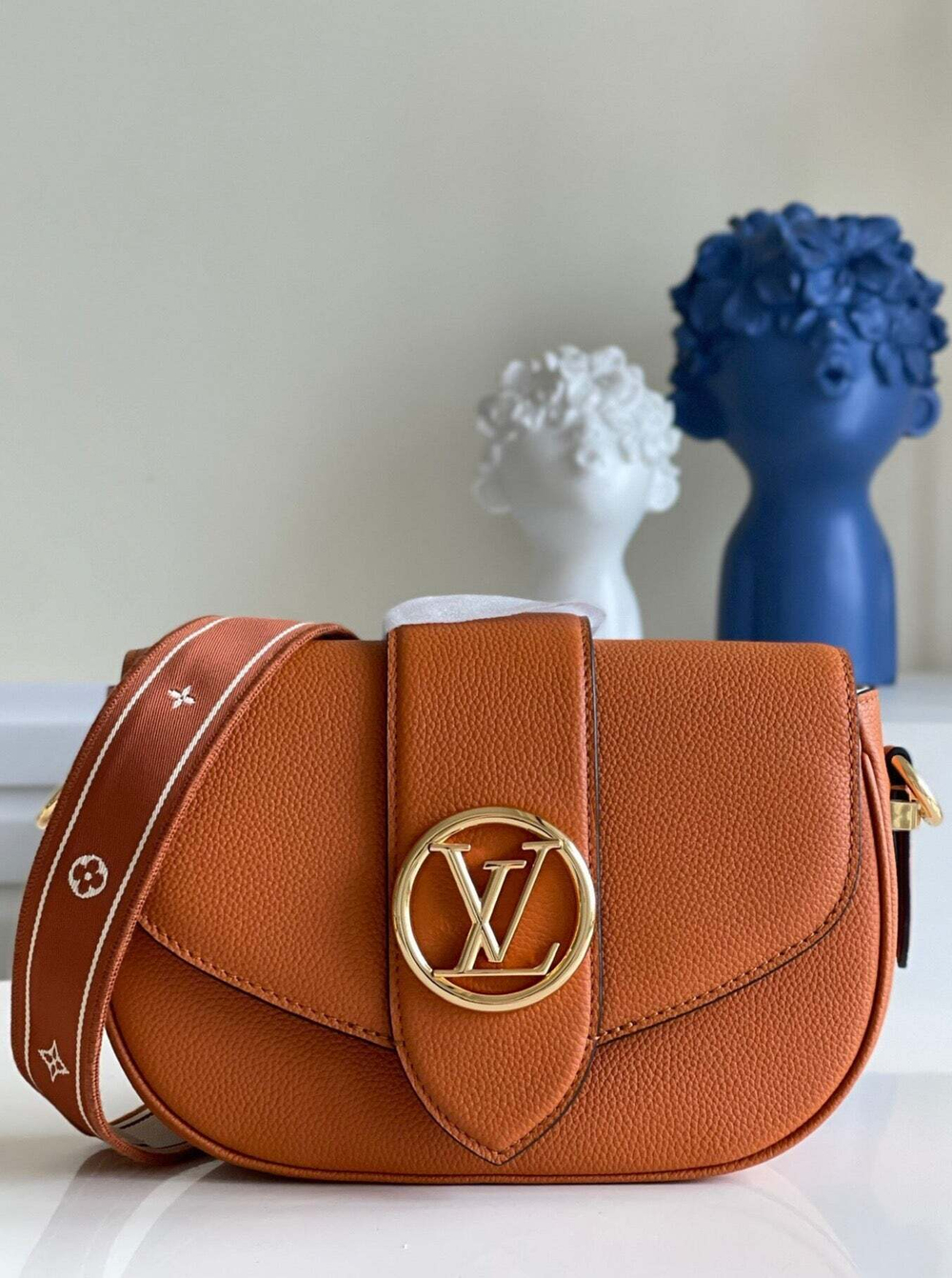 Louis Vuitton Pont 9 Soft MM