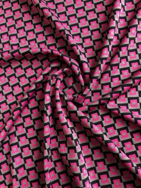 Трикотаж принт геометрия, розовый, беж, черный, вискоза ROYCE