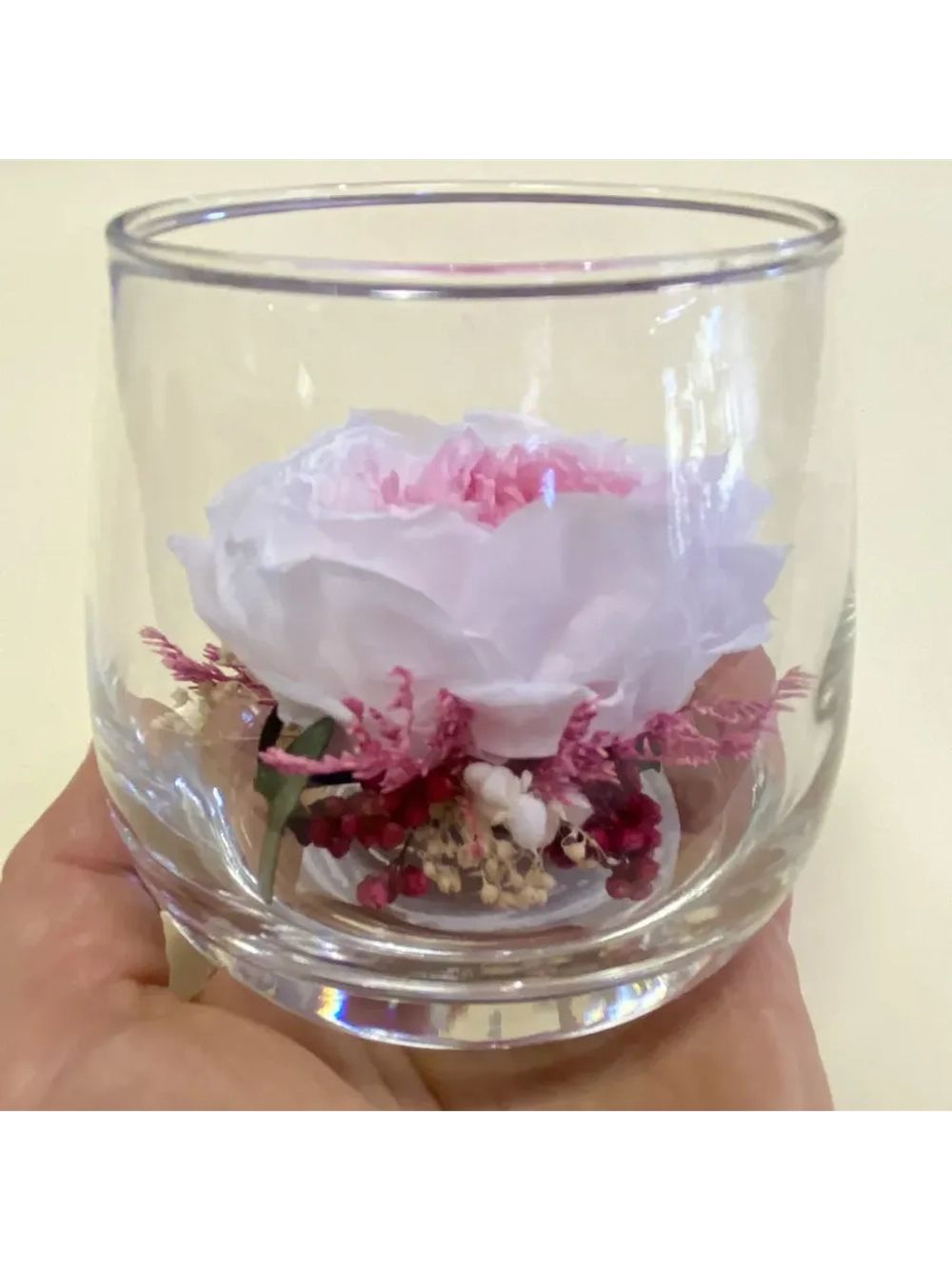 натуральный пион в стекле, вакуум*