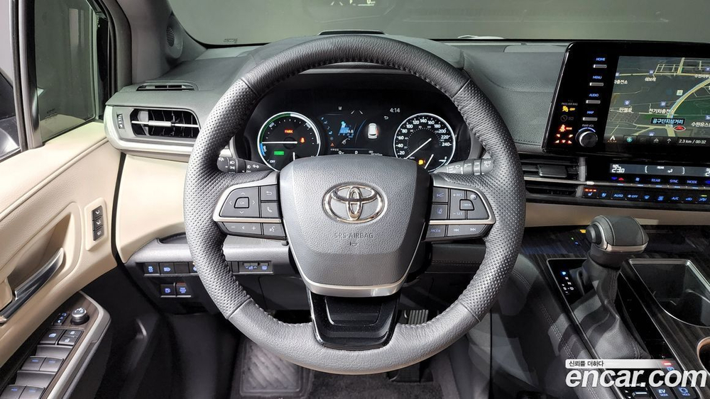 Toyota Sienna 4 Generation 2.5 Hybrid 2WD (02.2023)