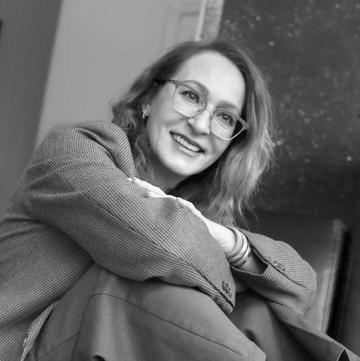 Ольга Туманова. Художник и историк, превращающий знание в цвет. Картины с исторической глубиной и насыщенной палитрой. Узнать подробнее