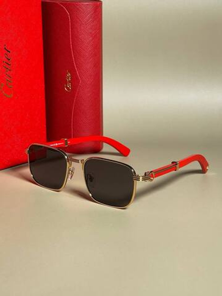 Солнцезащитные очки Cartier