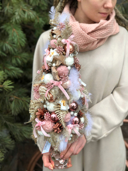 Декоративная елочка "Нежность"