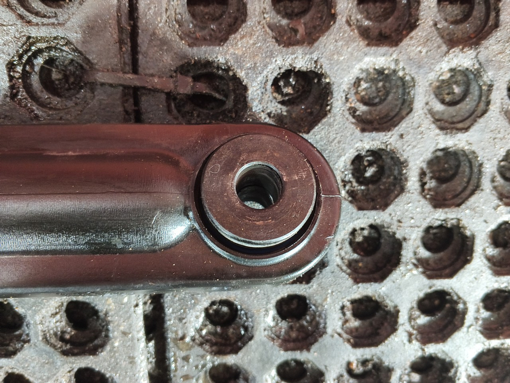 Цилиндр подъема кабины 2019г.