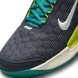 Мужские кроссовки теннисные Nike Zoom Court NXT HC - mineral teal/sail-gridiron petrole mineral/voile