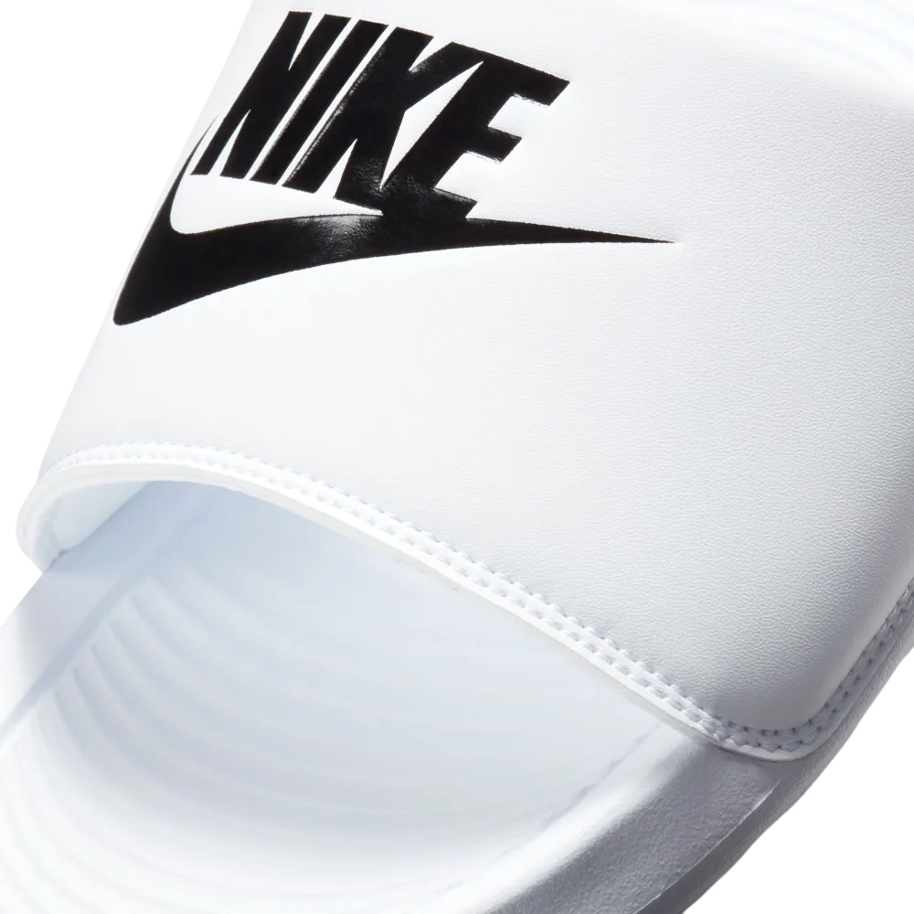 Сланцы Nike Victori One White