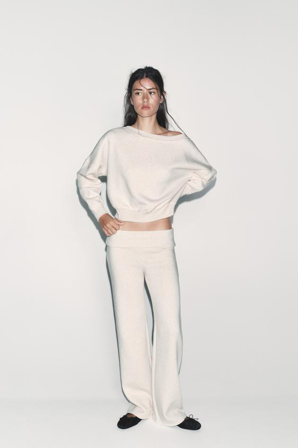 АСИМЕТРИЧНАЯ ФУТБОЛКА ИЗ ПИНЬЕ - ZARA