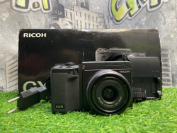 Ricoh GXR + GR A12 50mm F2.5