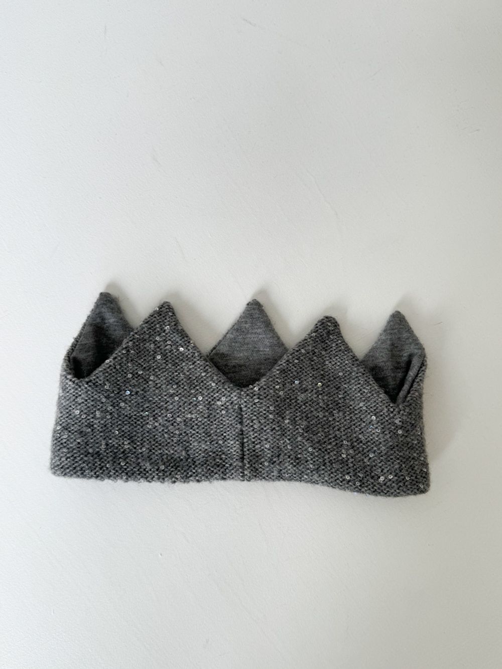 Трикотажная повязка корона на голову Il Gufo, 92