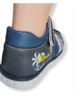 Детские Сандалии для мальчика светящиеся.