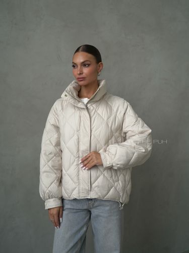 Бежево-шоколадная куртка с манишкой