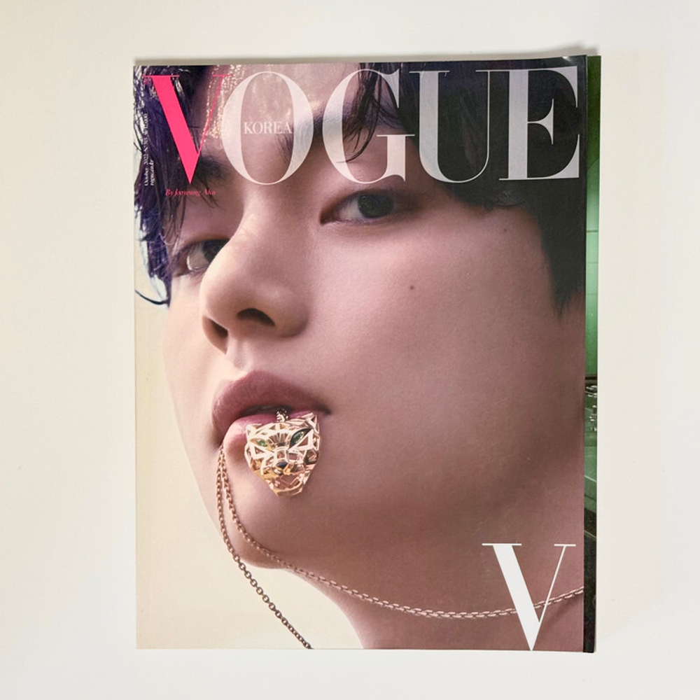 Журнал Vogue Korea 10/2022 (BTS V)