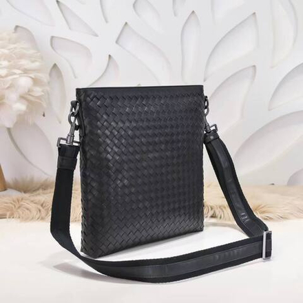 Сумка-мессенджер Bottega Veneta