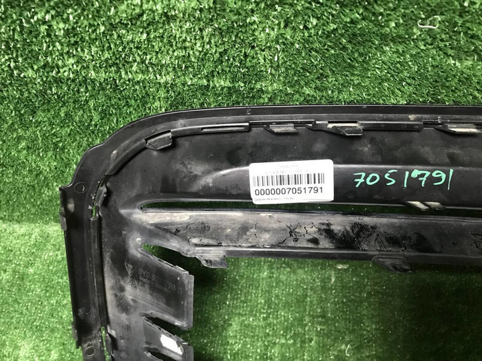 Накладка переднего бампера Porsche Cayenne 3 17-23