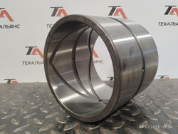 Втулка 707-76-14050