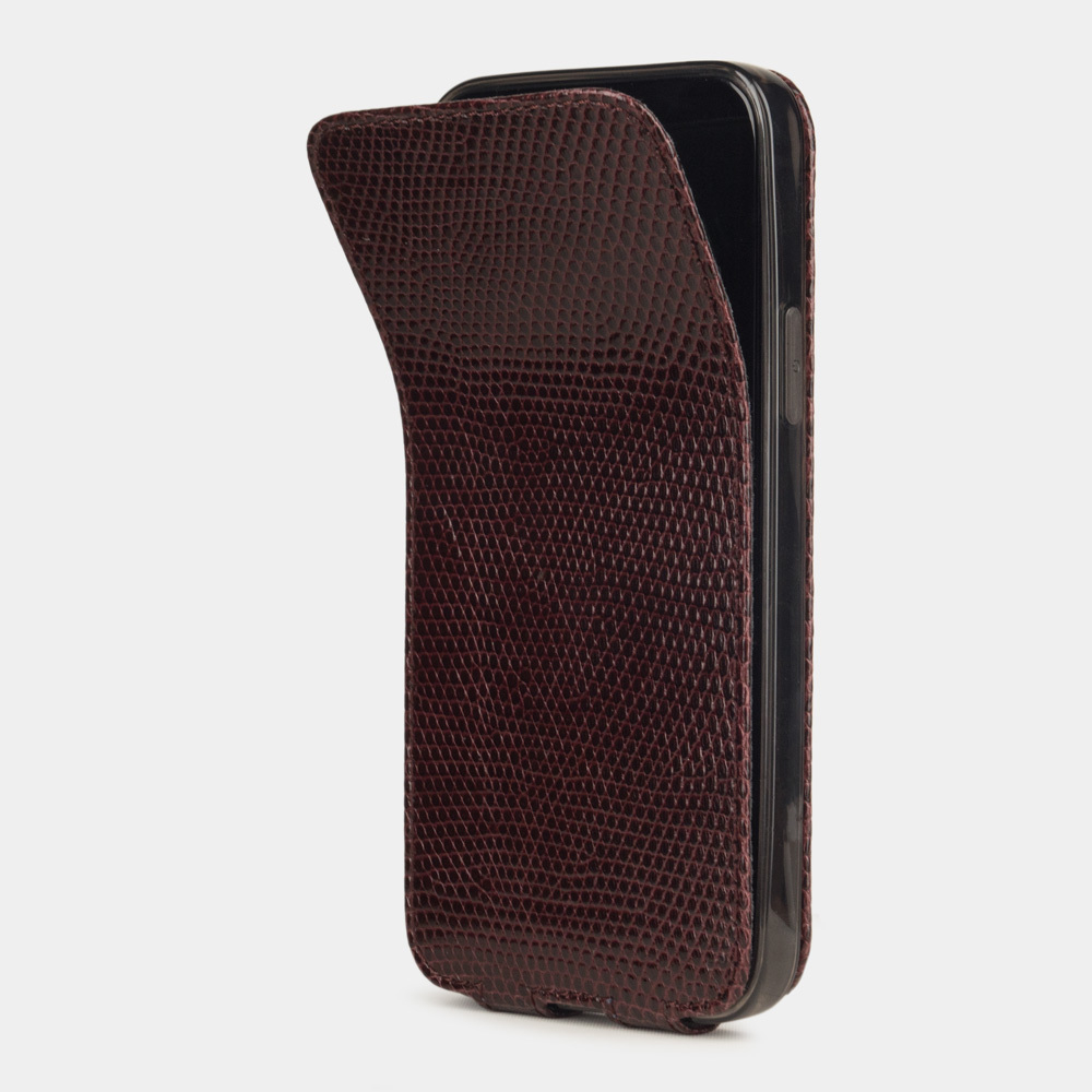 Чехол для iPhone 12/12Pro бордового цвета