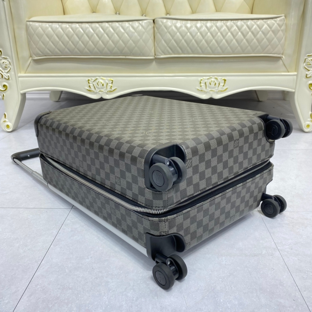 Louis Vuitton Horizon 55