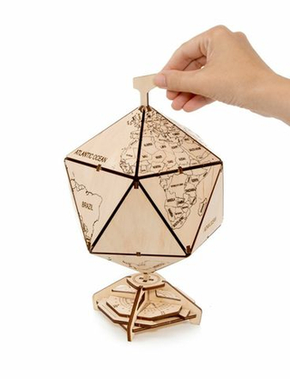 Сборная деревянная модель «Глобус Икосаэдр - шкатулка с секретом» (EWA)