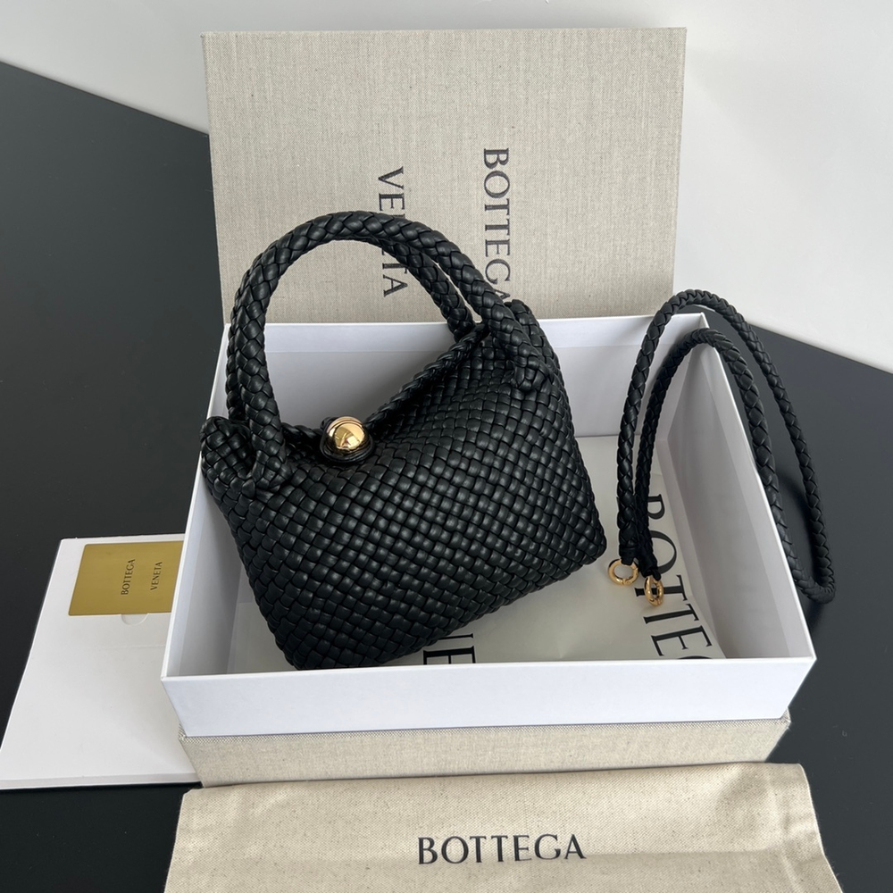 Bottega Veneta Mini Tosca