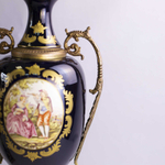 Парные вазы в дворцовом стиле