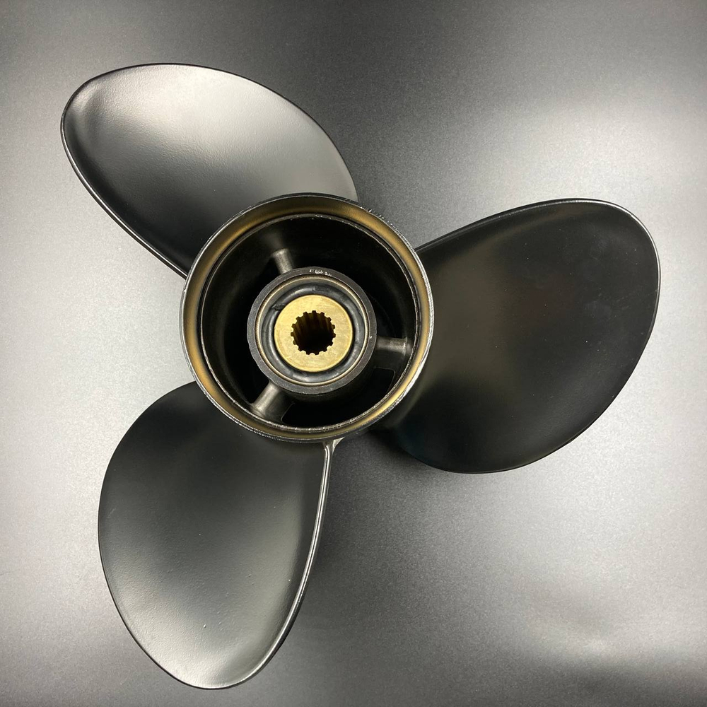Гребной винт Yamaha 150-300, F150-F275, F300B (3x15x17)