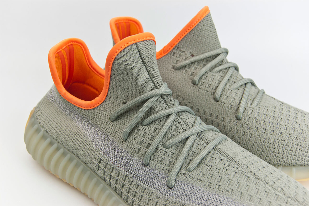 Кроссовки Adidas Yeezy 350 boost v2 Desert Sage WMNS