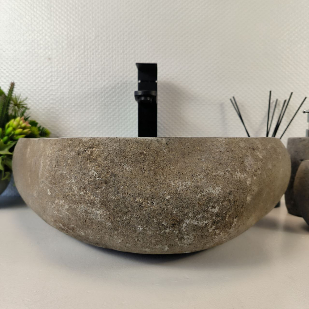 Раковина из речного камня RS-65373 46*33*15 0861