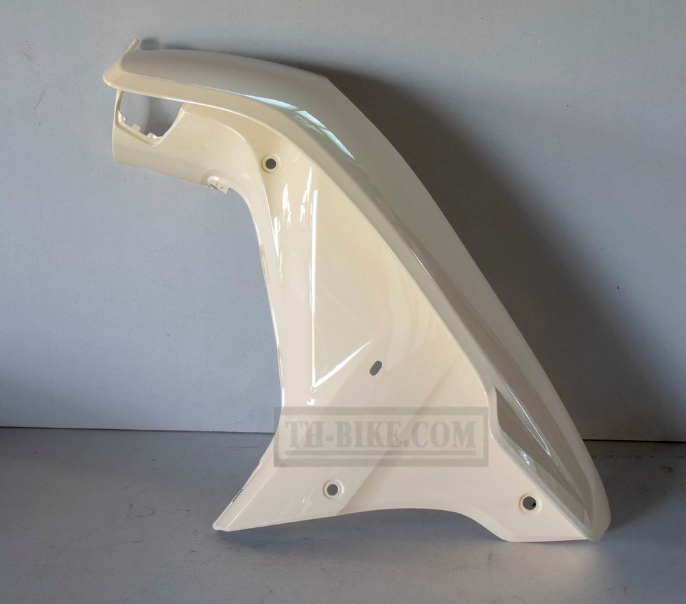 81131-KZV-T00ZH. SHIELD, R. LEG. Honda SUPER CUB110 Dream110 NBC110 (JA10-100xxxx)