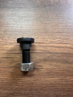 Болт крепления ножа ротора косилки КРН-2.1 с самоконтрящейся гайкой (КРН 03.614) М14Х1.5/2