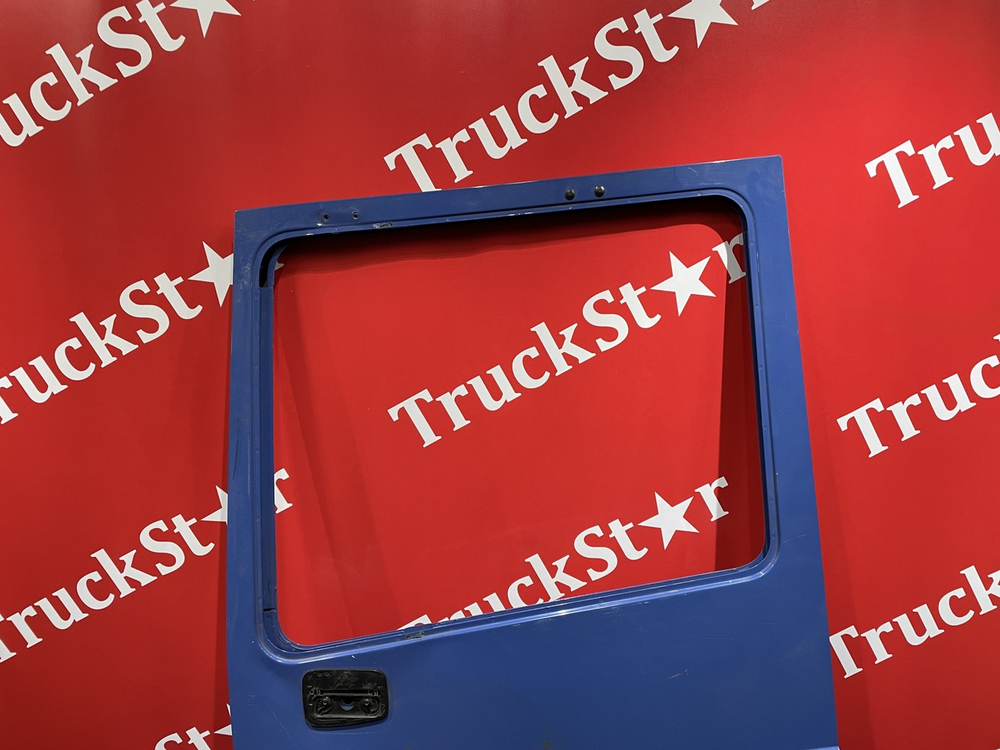 Дверь левая каркас